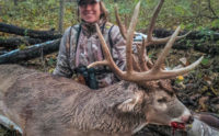 Mom arrows Iowa stud! 13-yr-old doe shot! Barrett hunting rifle